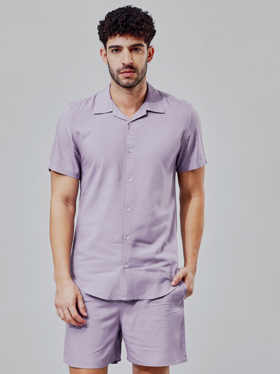 

Snitch Lavender Spread Collar Shirt With Shorts