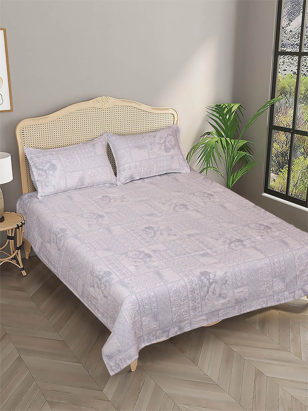 

ROMEE Silver Ethnic Motifs Woven Reversible Double Quilted Bed Cover With 2 Pillow Covers