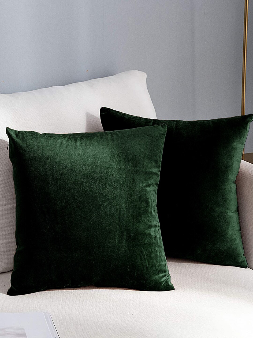 

AEROHAVEN Reversible Green 2 Pieces Velvet Square Cushion Covers