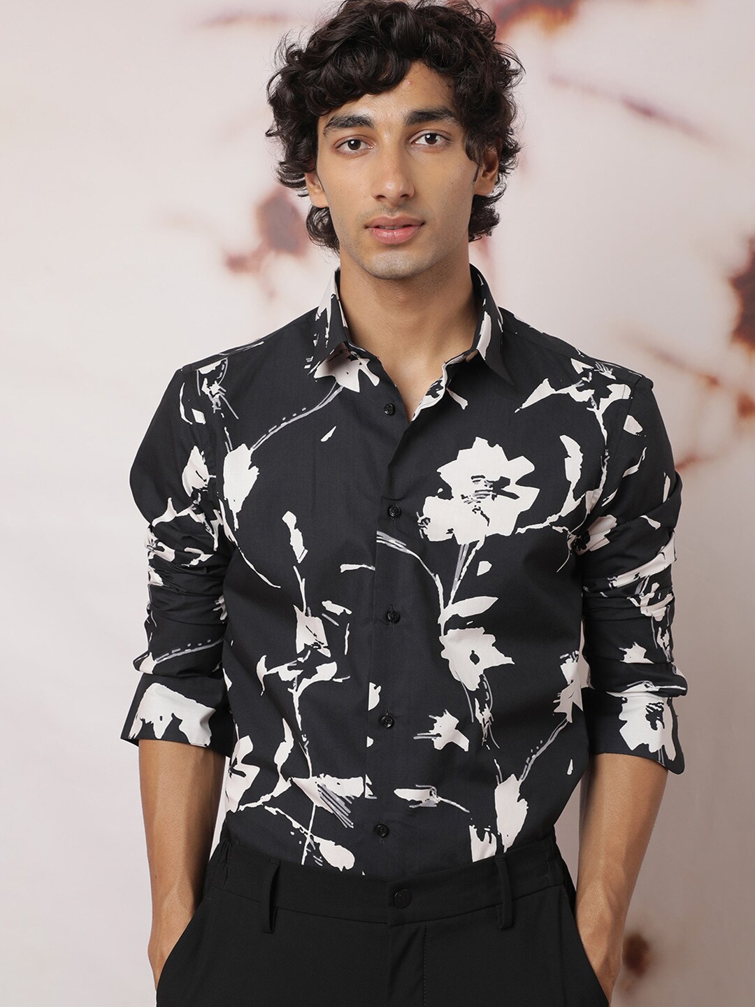 

RARE RABBIT Men Sketcherr Slim Fit Floral Printed Cotton Formal Shirt, Black