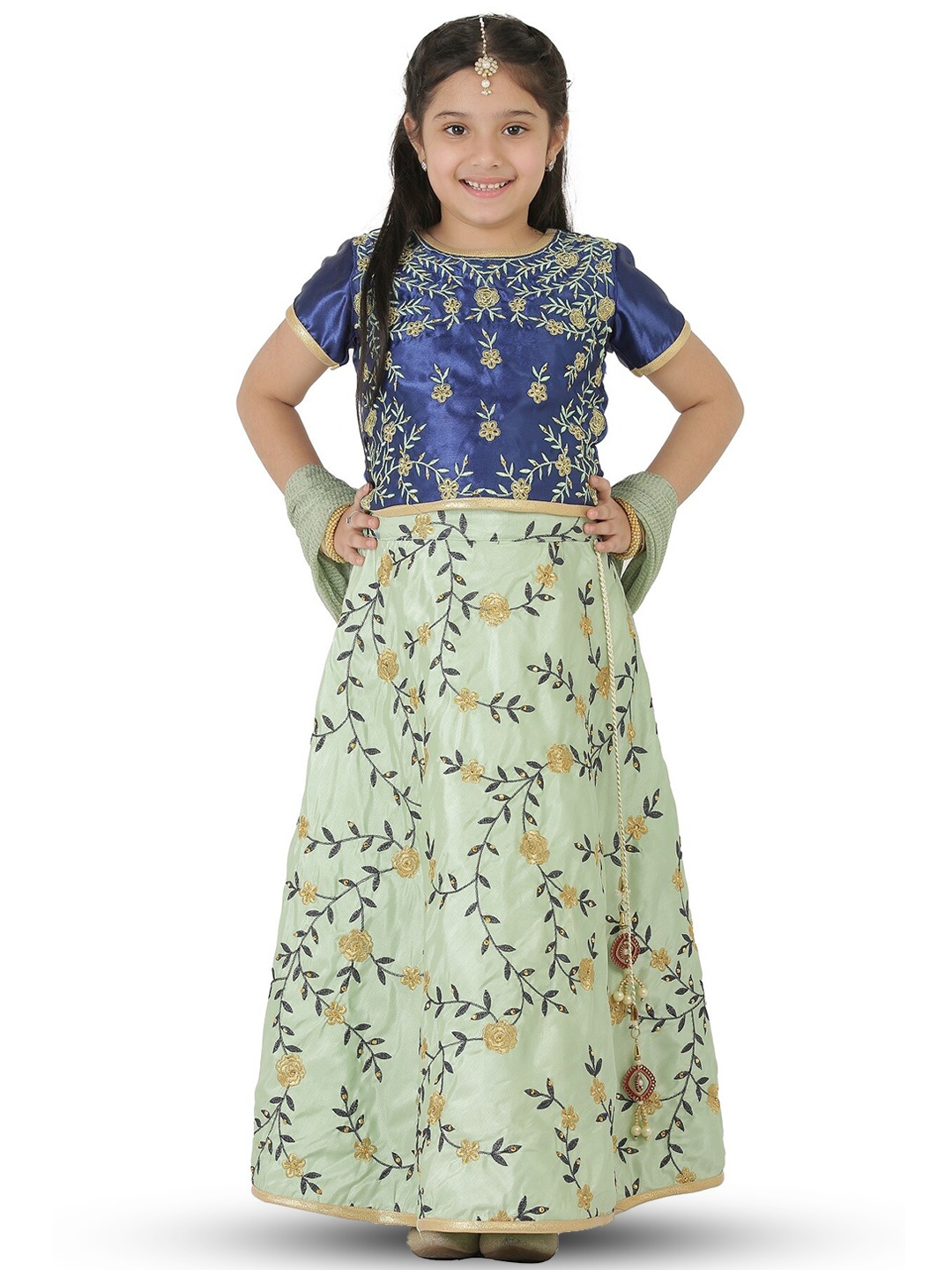 

SmartRAHO Girls Embroidered Thread Work Ready to Wear Lehenga & Blouse With Dupatta, Blue