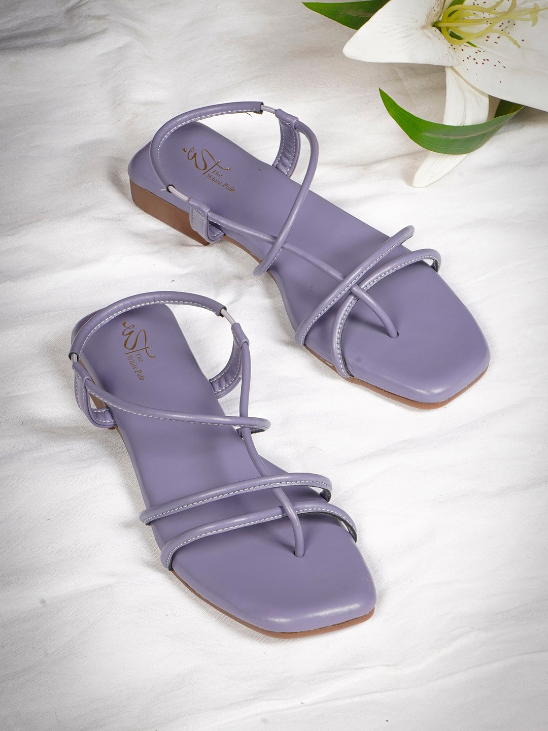 

THE WHITE POLE Women Open Toe Flats With Backstrap, Purple
