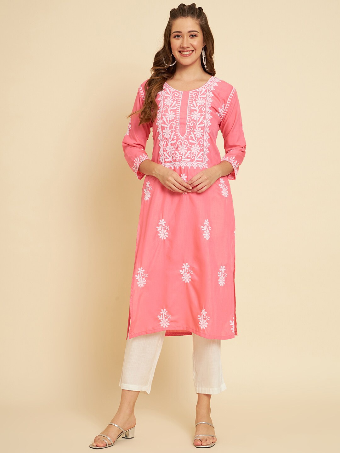 

VAIRAGEE Ethnic Motifs Embroidered Thread Work Cotton Kurta, Pink