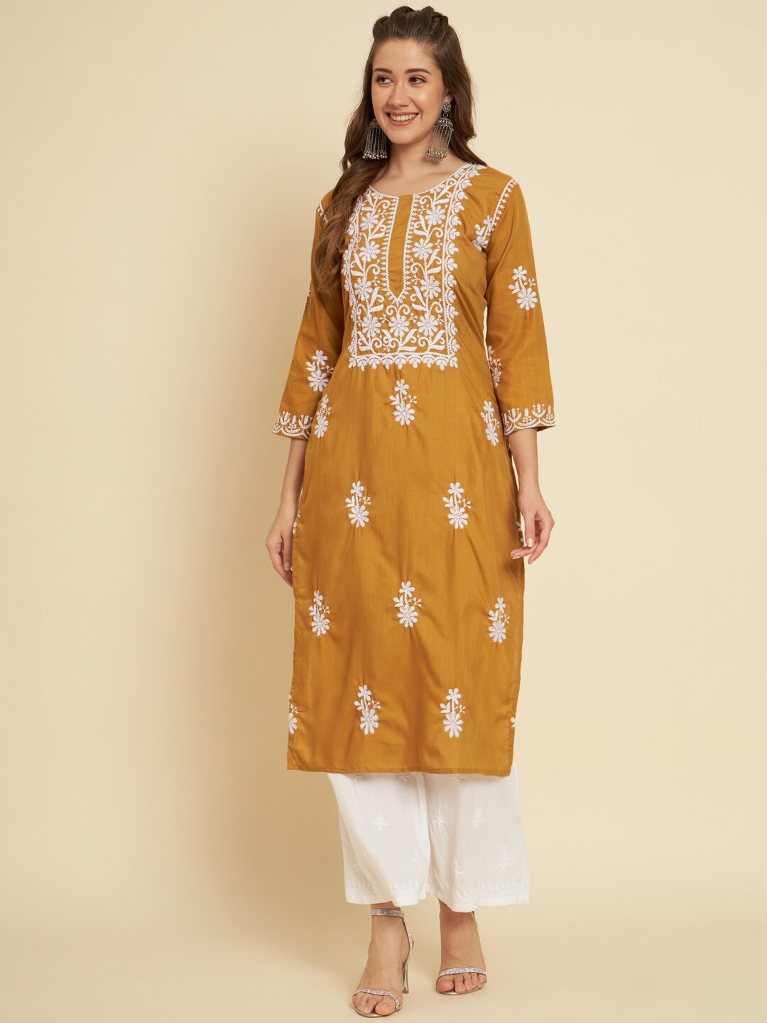 

VAIRAGEE Floral Chikankari Embroidered Cotton Kurta, Mustard