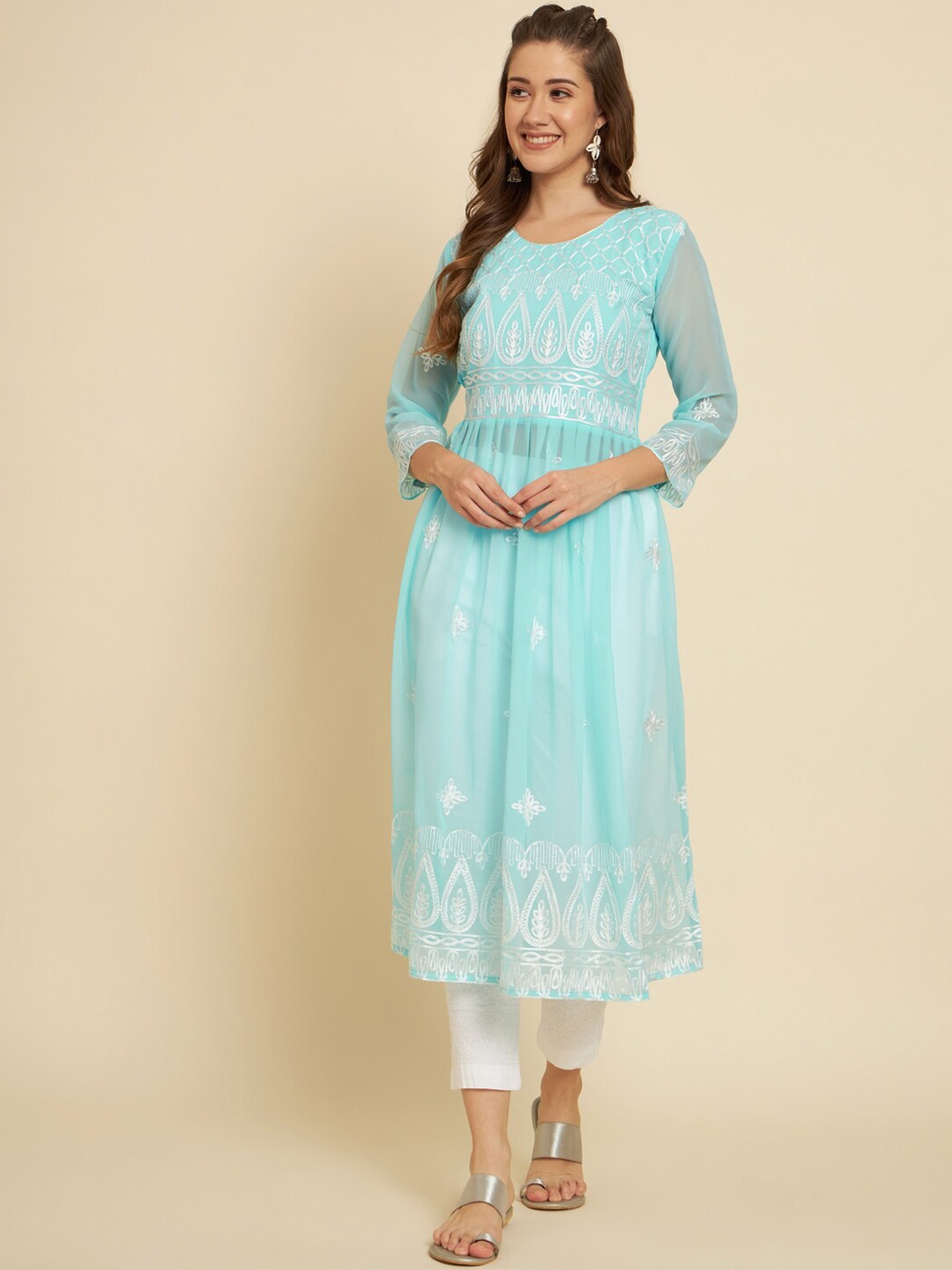 

VAIRAGEE Ethnic Motifs Chikankari Georgette Kurta, Turquoise blue