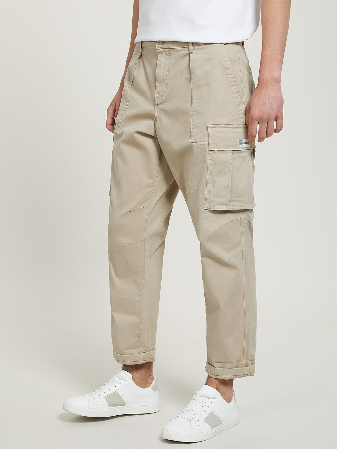 

ALCOTT Men Straight Fit Cropped Cargos, Beige