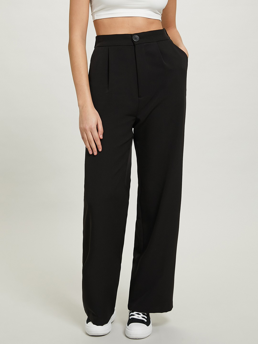 

ALCOTT Women Flared High-Rise Trousers, Black