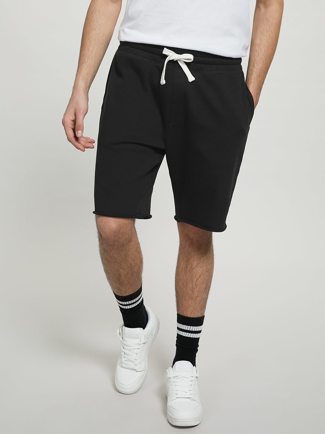 

ALCOTT Men Loose Fit Pure Cotton Shorts, Black