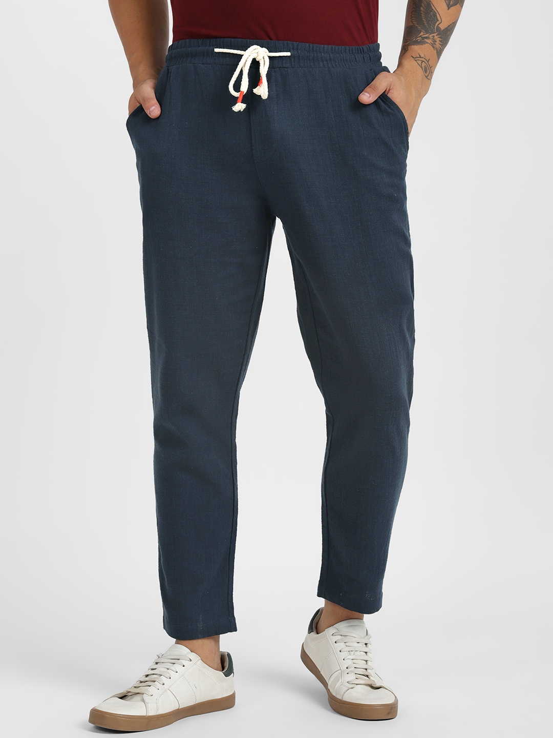 

ALCOTT Men Tapered Fit Pure Cotton Trousers, Navy blue