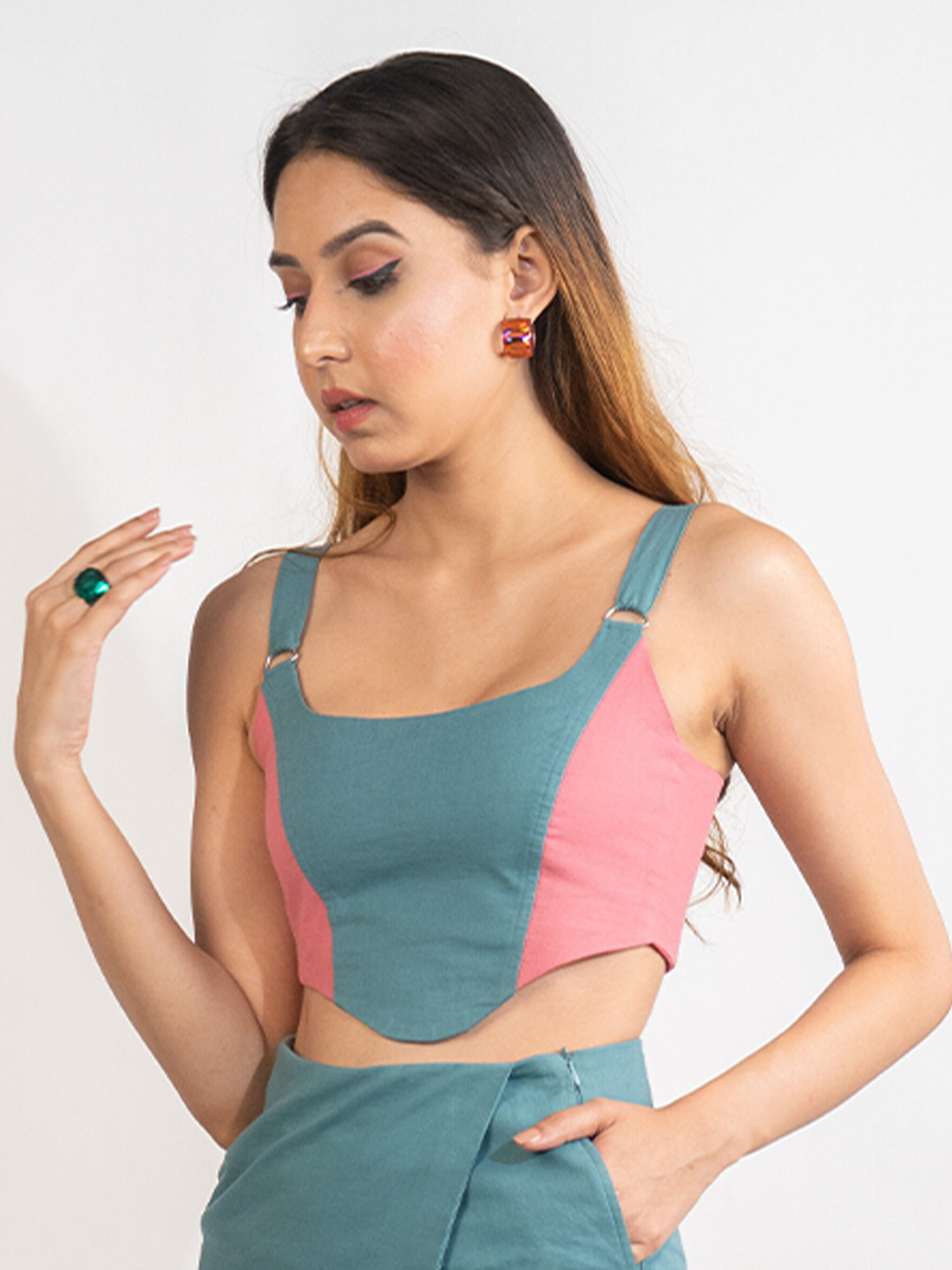 

POPPI Colourblocked Linen Fitted Crop Top, Blue