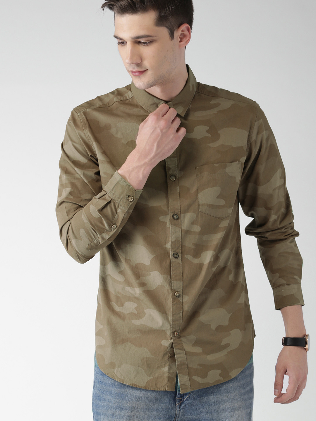 

HIGHLANDER Men Khaki Slim Fit Printed Casual Shirt