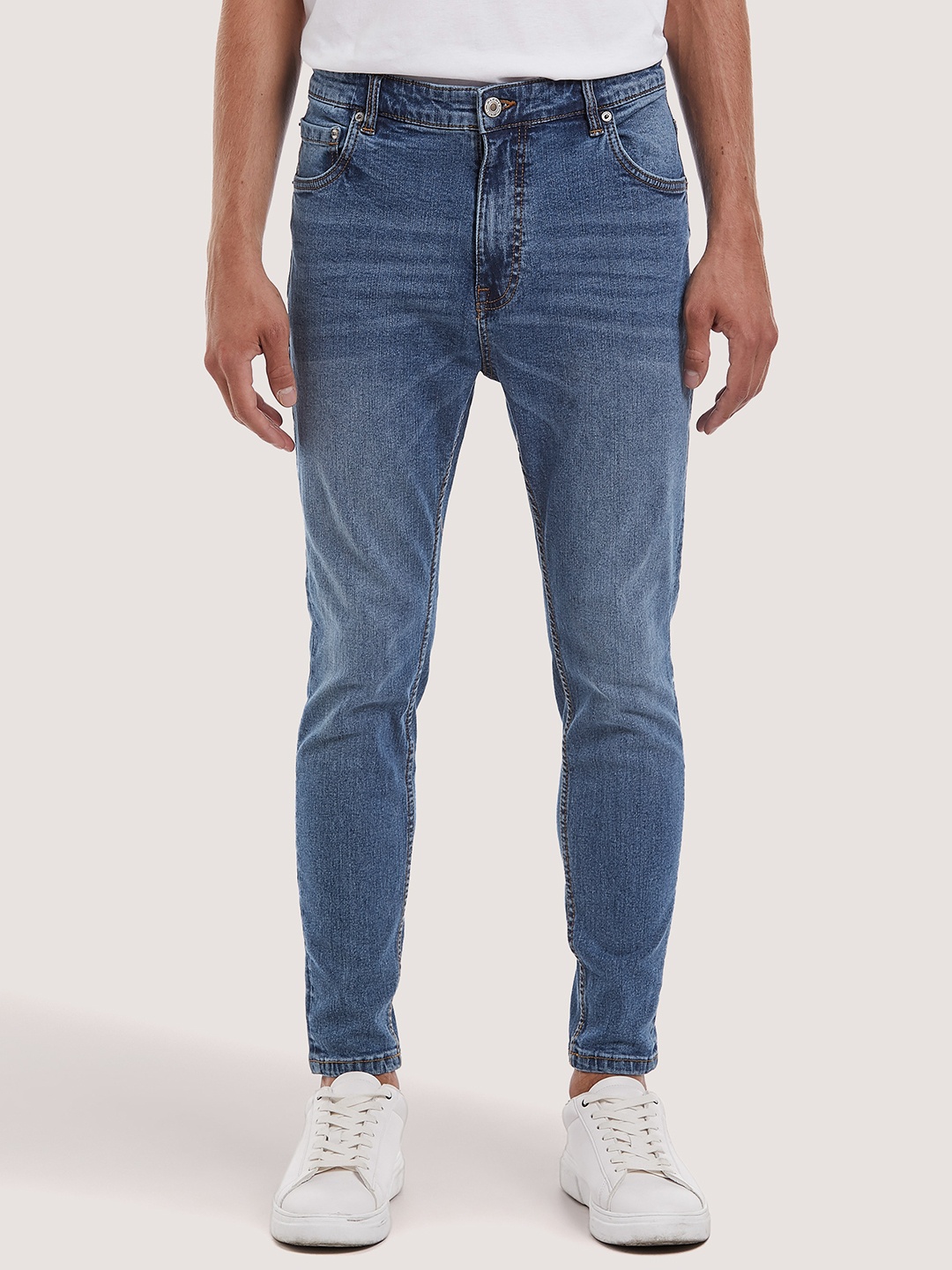 

ALCOTT Men Relaxed Fit Light Fade Stretchable Jeans, Blue