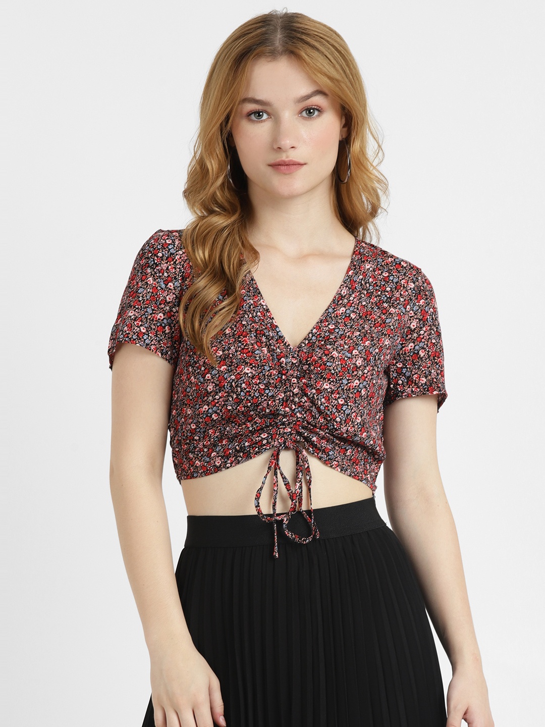 

ALCOTT Floral Printed Ruched Detail Crop Top, Red