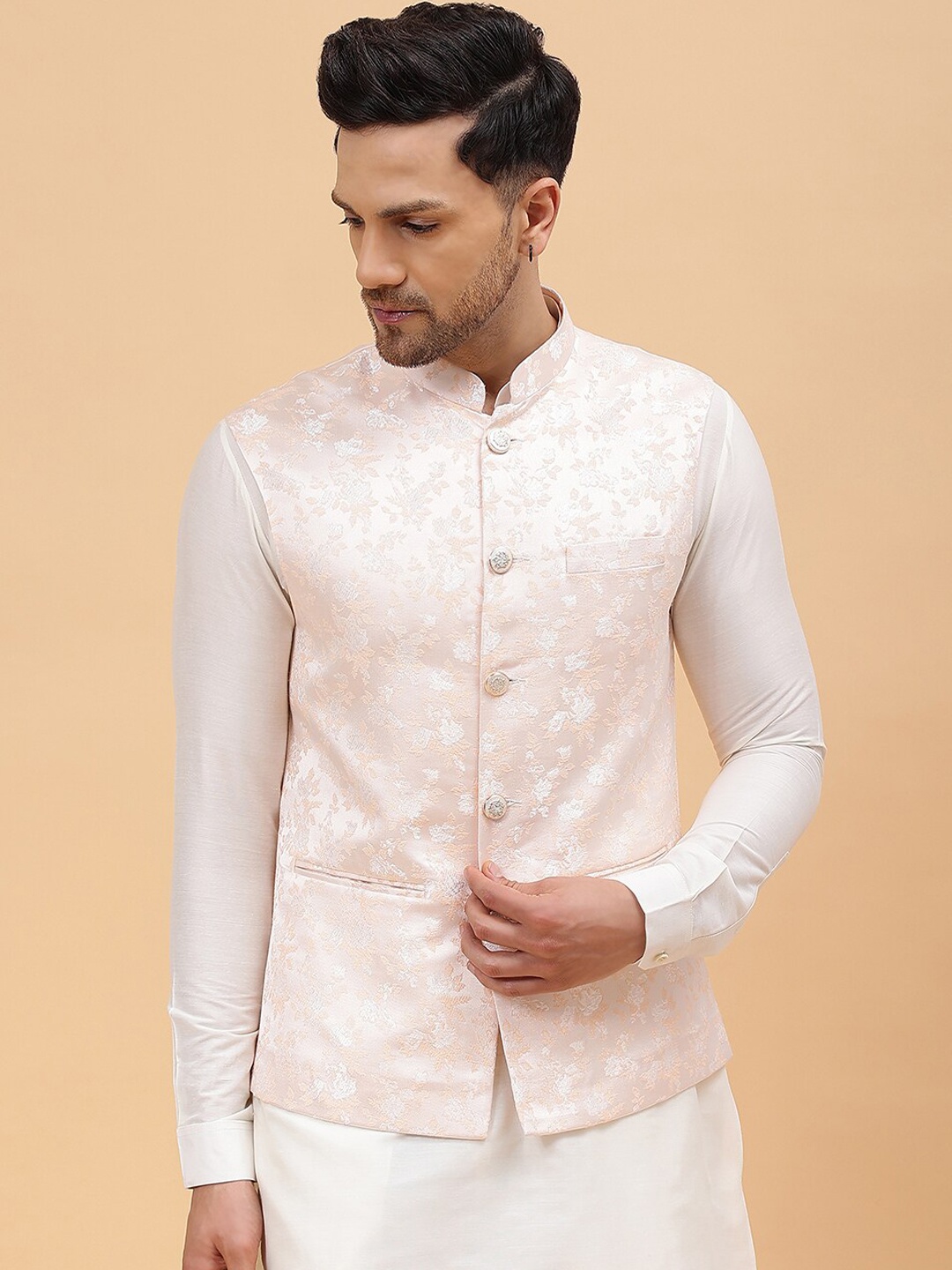 

See Designs Jacquard Pure Silk Kurta With Pyjamas & With Nehru Jacket, Peach