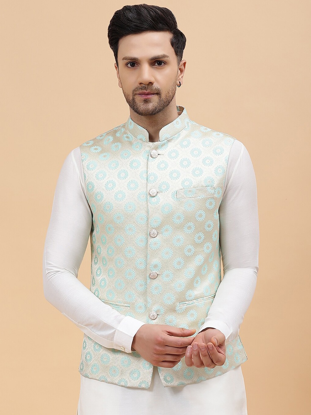 

See Designs Jacquard Pure Silk Kurta With Pyjamas & With Nehru Jacket, Gold