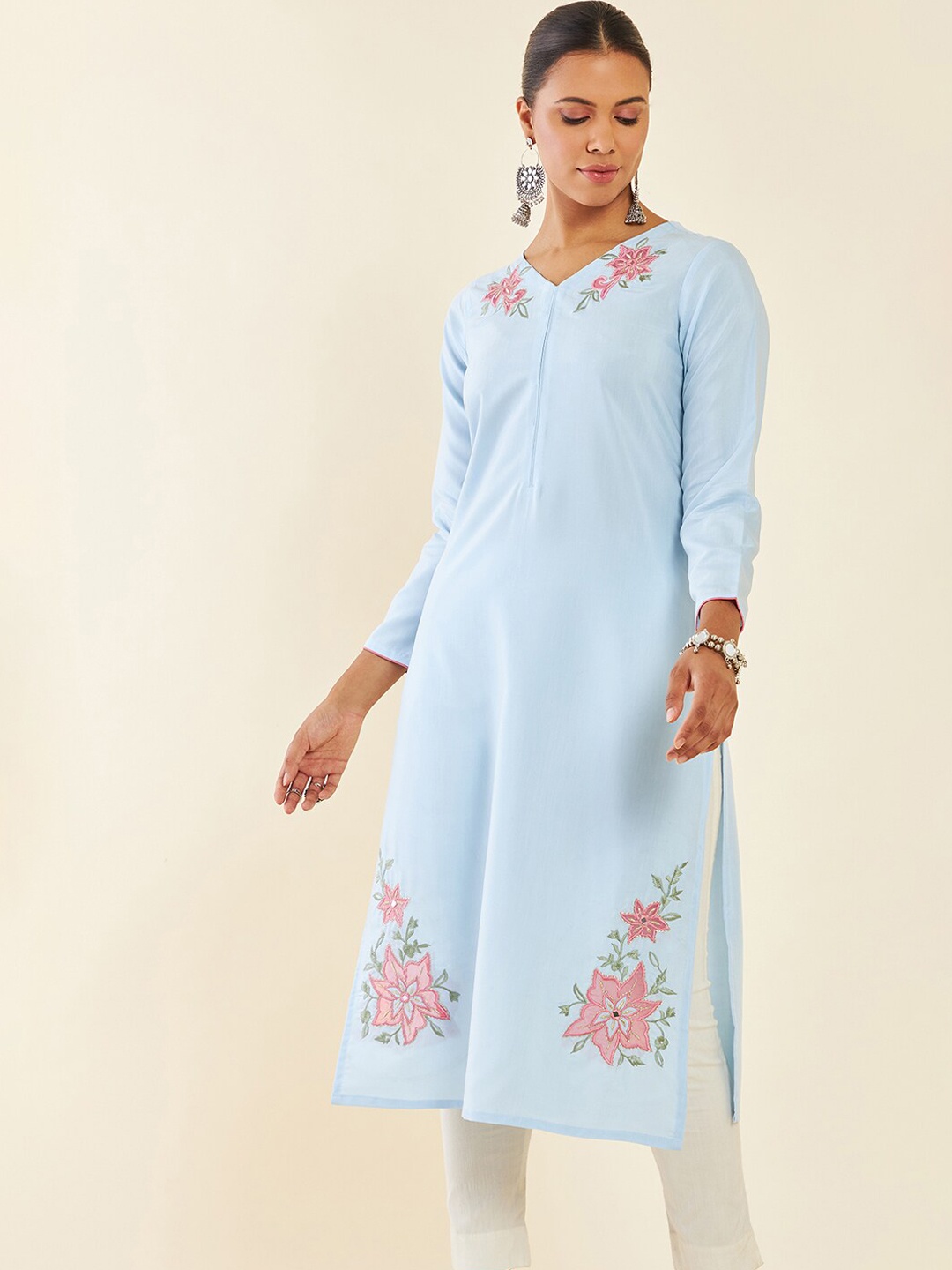 

Soch Blue Floral Embroidered V-Neck Kurta