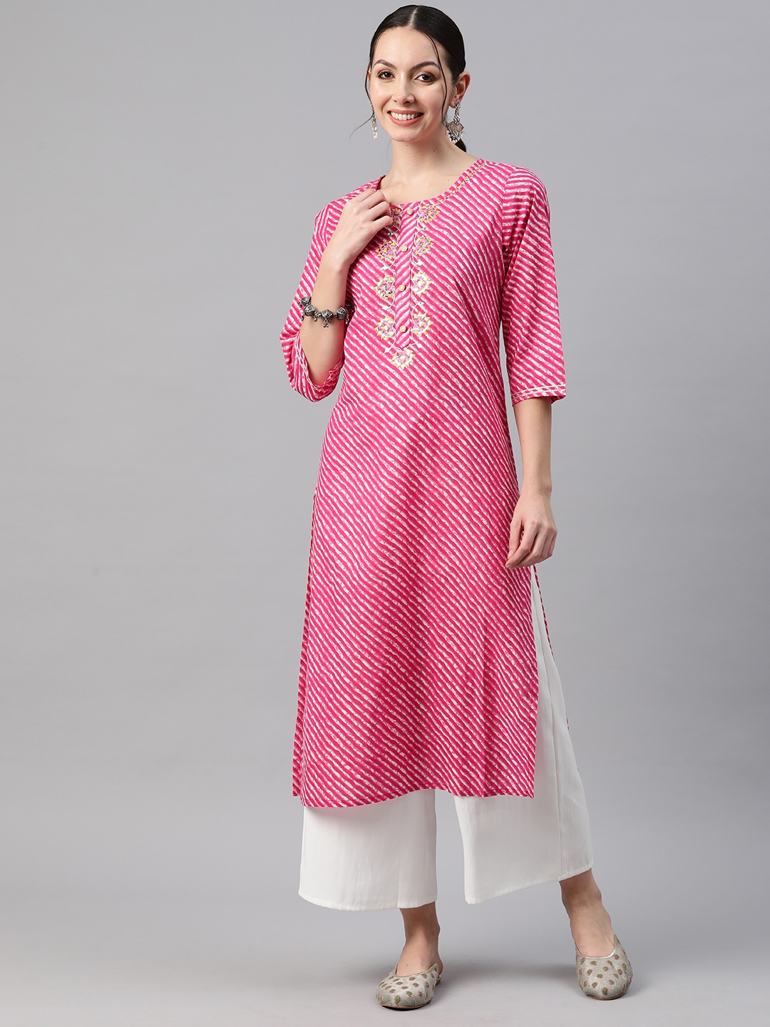 

Readiprint Fashions Women Leheriya Printed Thread Work Kurta, Pink