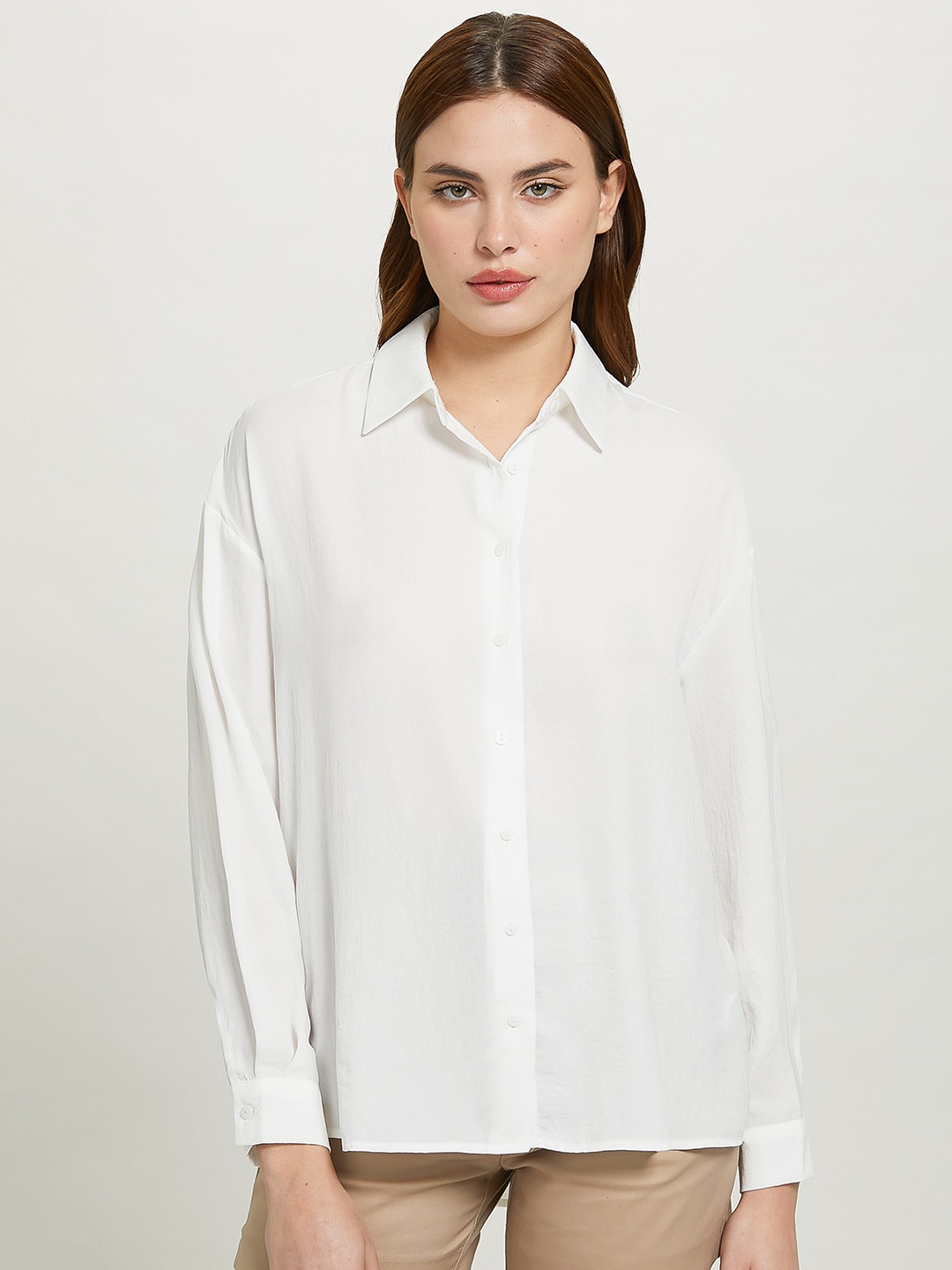 

ALCOTT Spread Collar Regular Fit Shirt, White