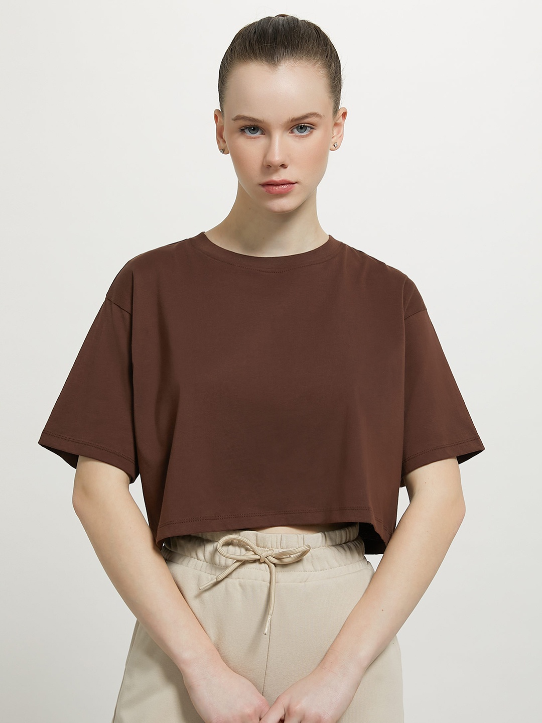 

ALCOTT Women Pure Cotton Drop-Shoulder Sleeves Boxy Fit T-shirt, Brown
