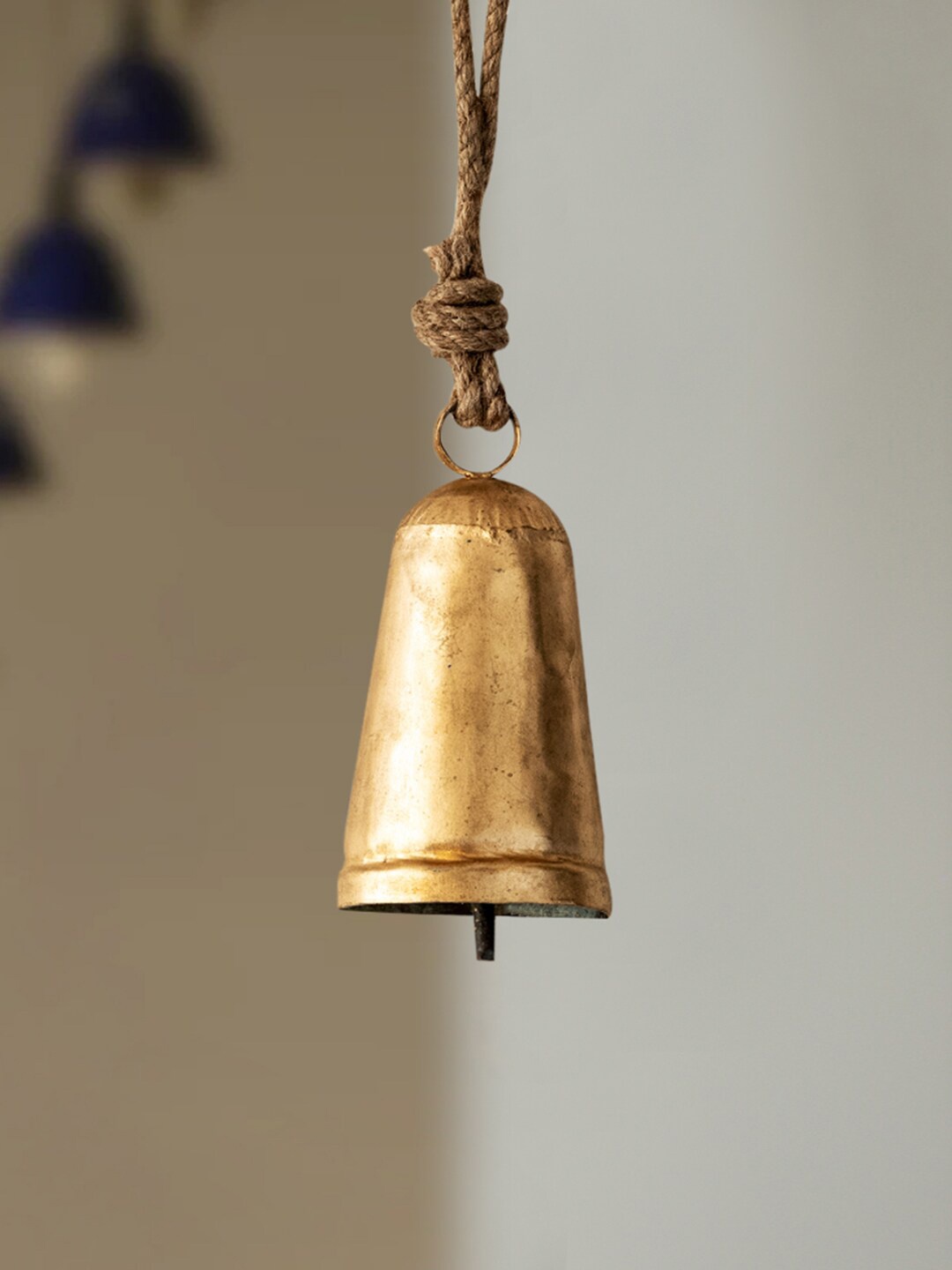 

ExclusiveLane Jhankar Beats Of Kutch Metal Gold Toned Decorative Hanging Wind Chime