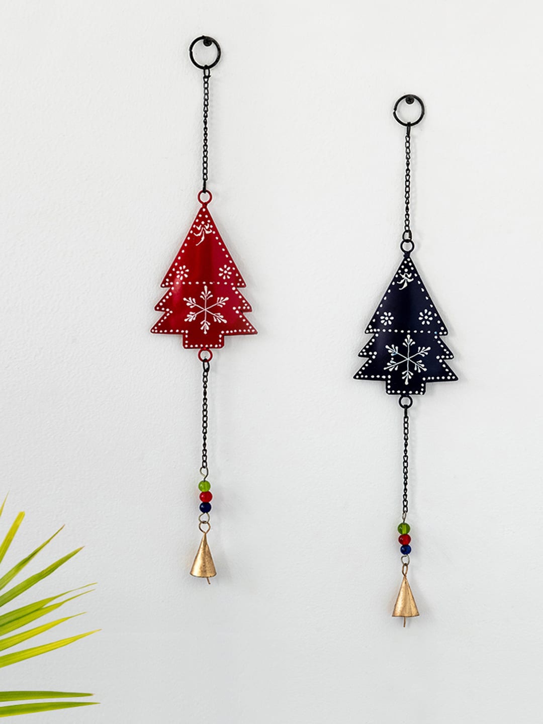 

ExclusiveLane Red & Blue 2 Pieces Iron Handpainted Windchimes
