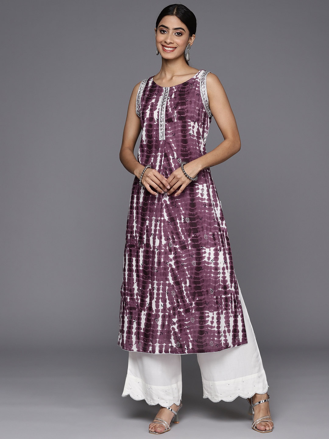 

Varanga Abstract Dyed Zari Pure Cotton Kurta, Purple
