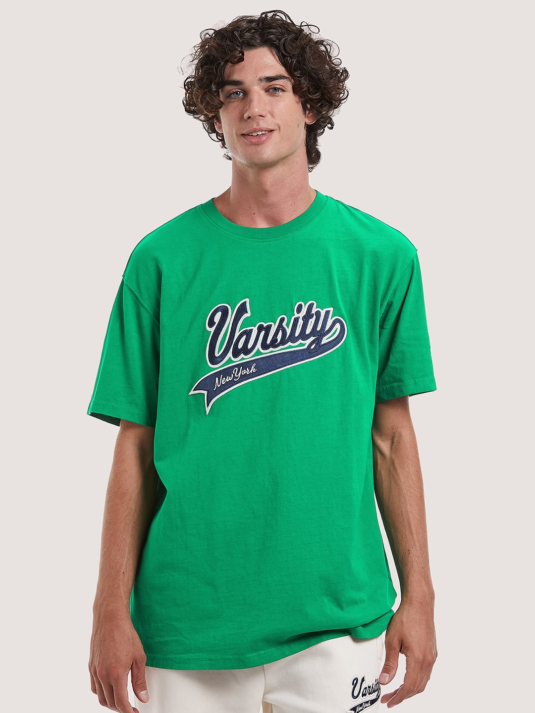 

ALCOTT Men Relaxed Fit Applique Pure Cotton T-shirt, Green