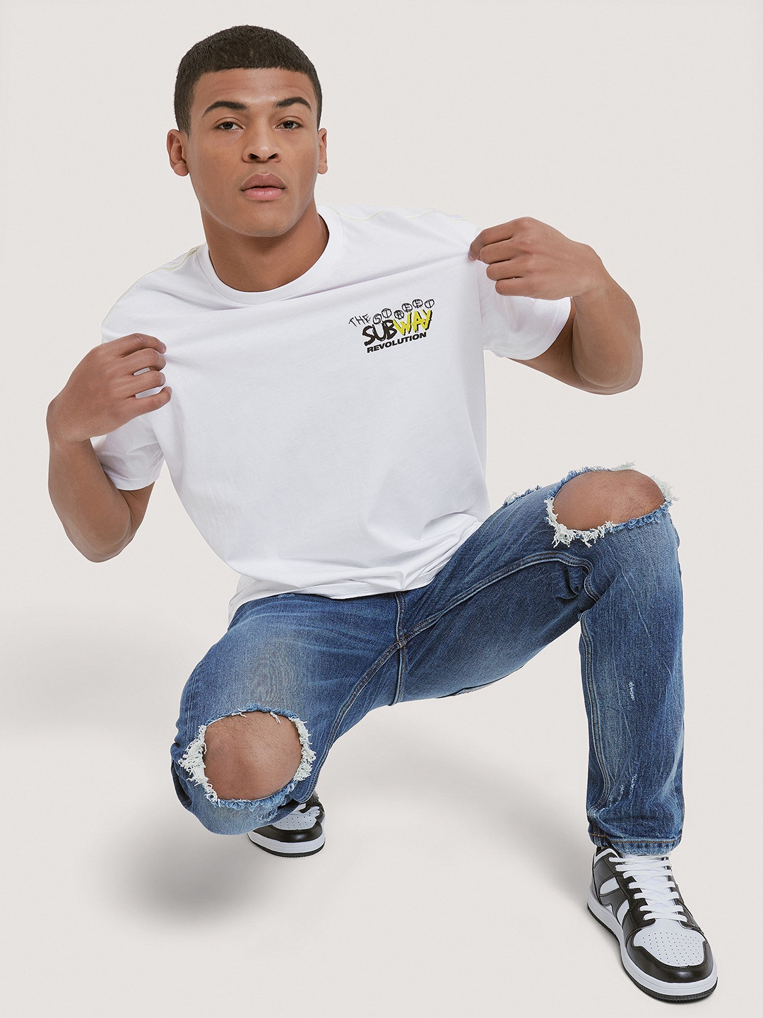

ALCOTT Men Printed Pure Cotton T-shirt, White