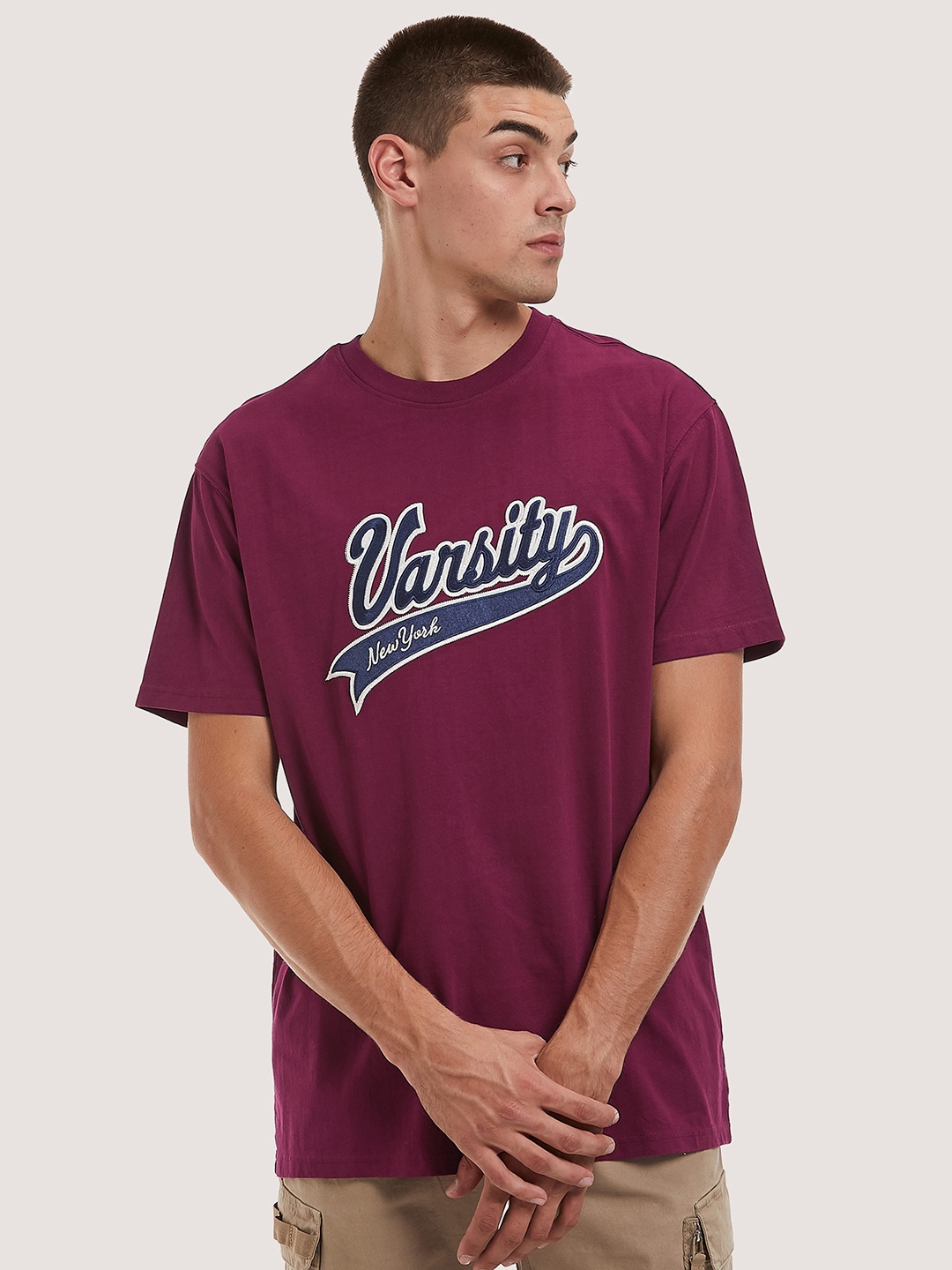 

ALCOTT Men Relaxed Fit Applique Pure Cotton T-shirt, Burgundy