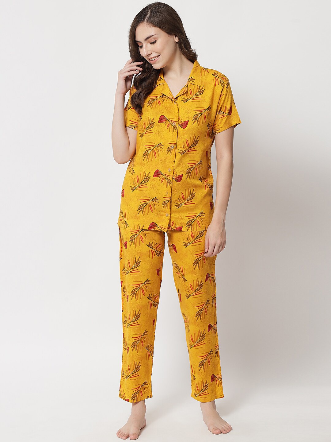 

Klamotten Women Floral Printed Night suit, Yellow