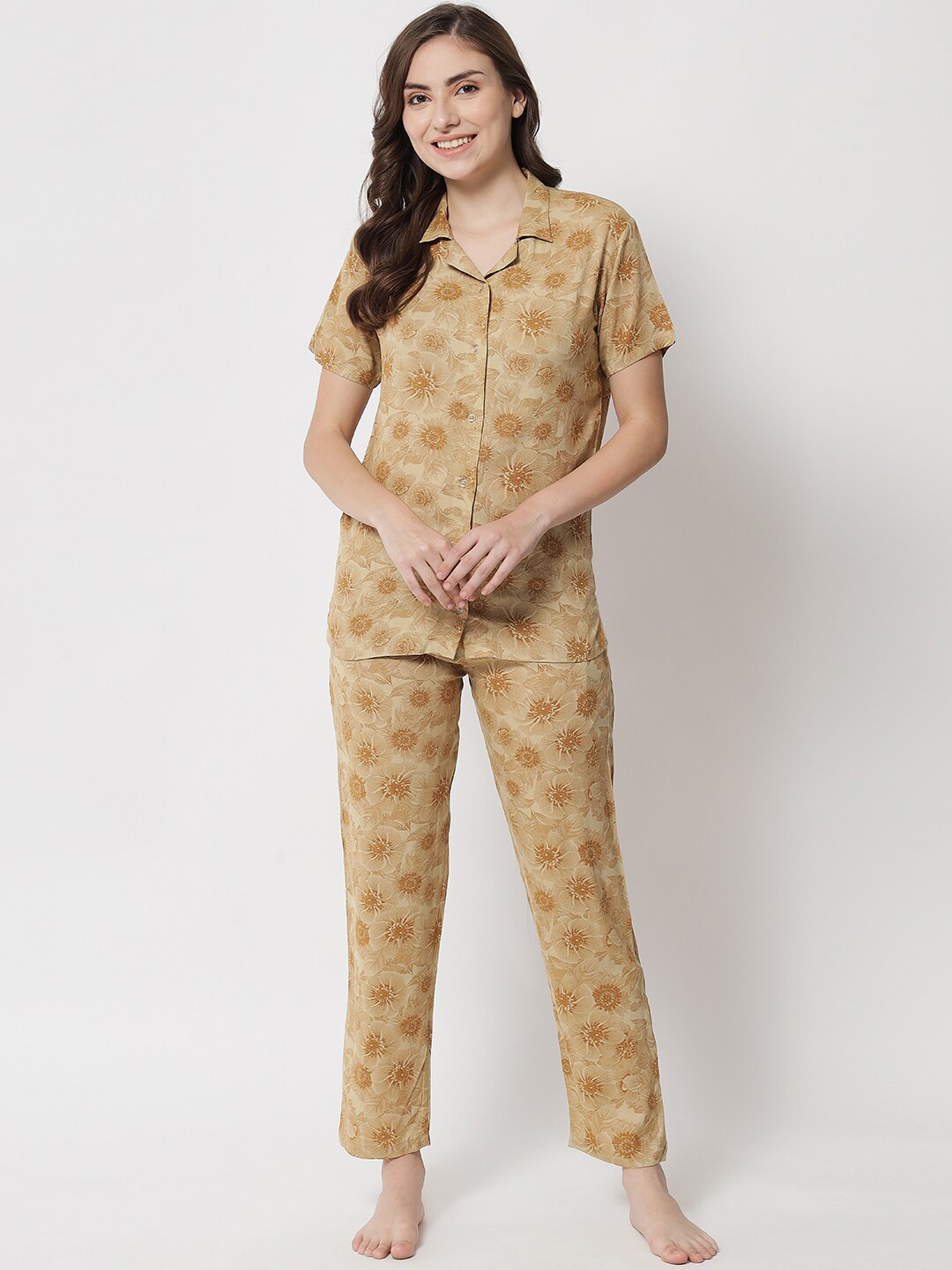 

Klamotten Women Floral Printed Night suit, Beige