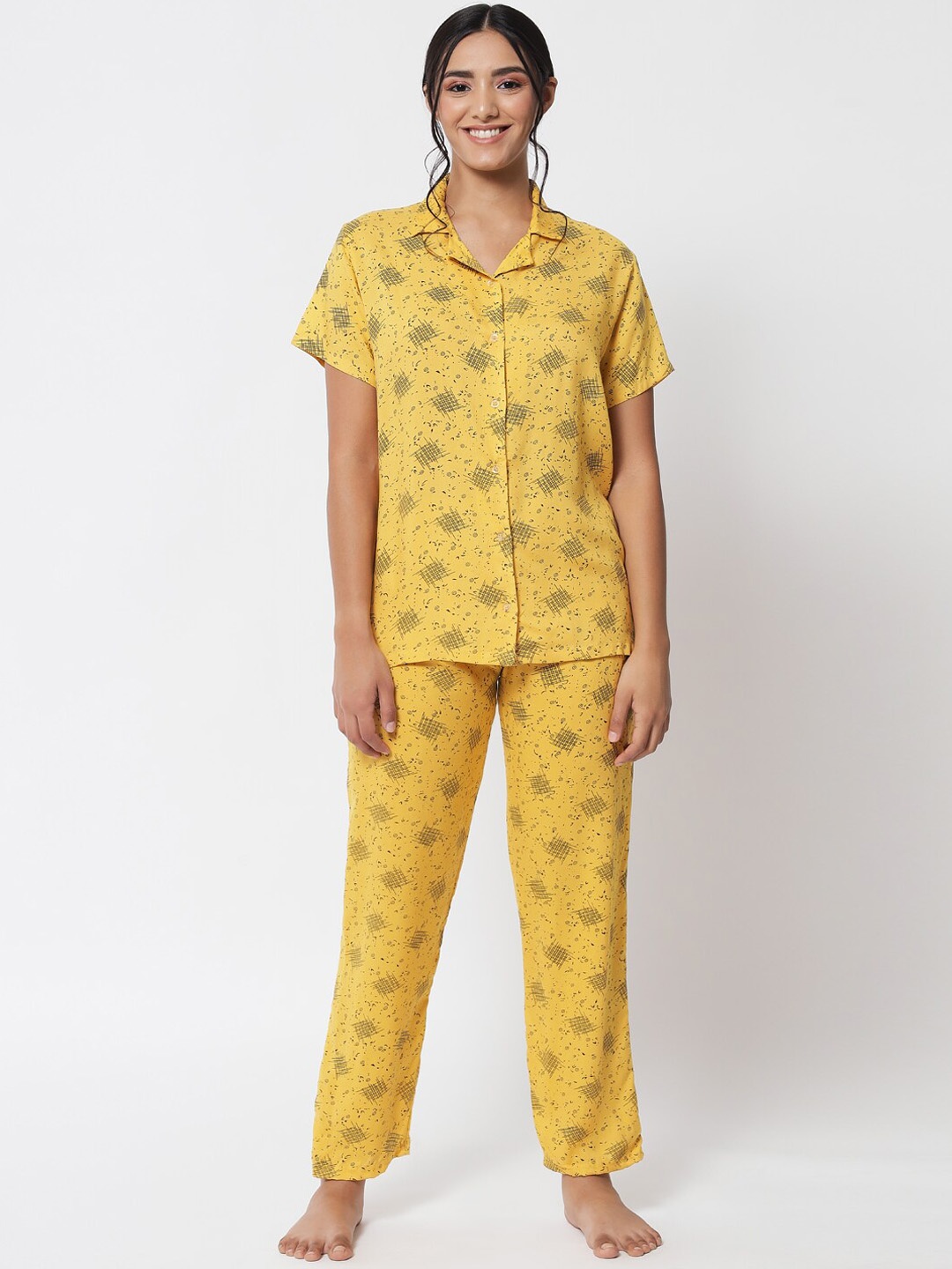 

Klamotten Women Abstract Printed Night suit, Yellow