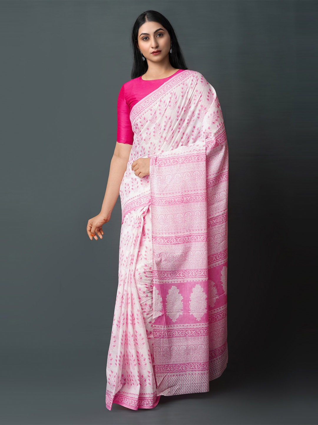 

Unnati Silks Ethnic Motifs Block Printed Pure Cotton Saree, White