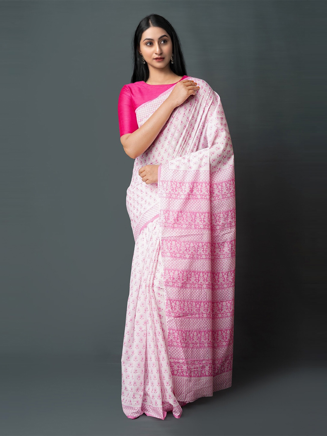 

Unnati Silks Ethnic Motifs Block Printed Pure Cotton Saree, White