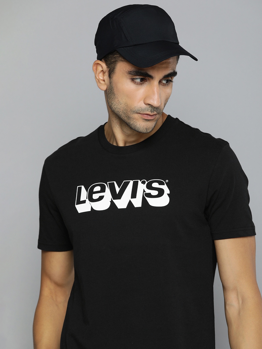

Levis Graphic Brand Logo Printed Pure Cotton T-shirt, Black