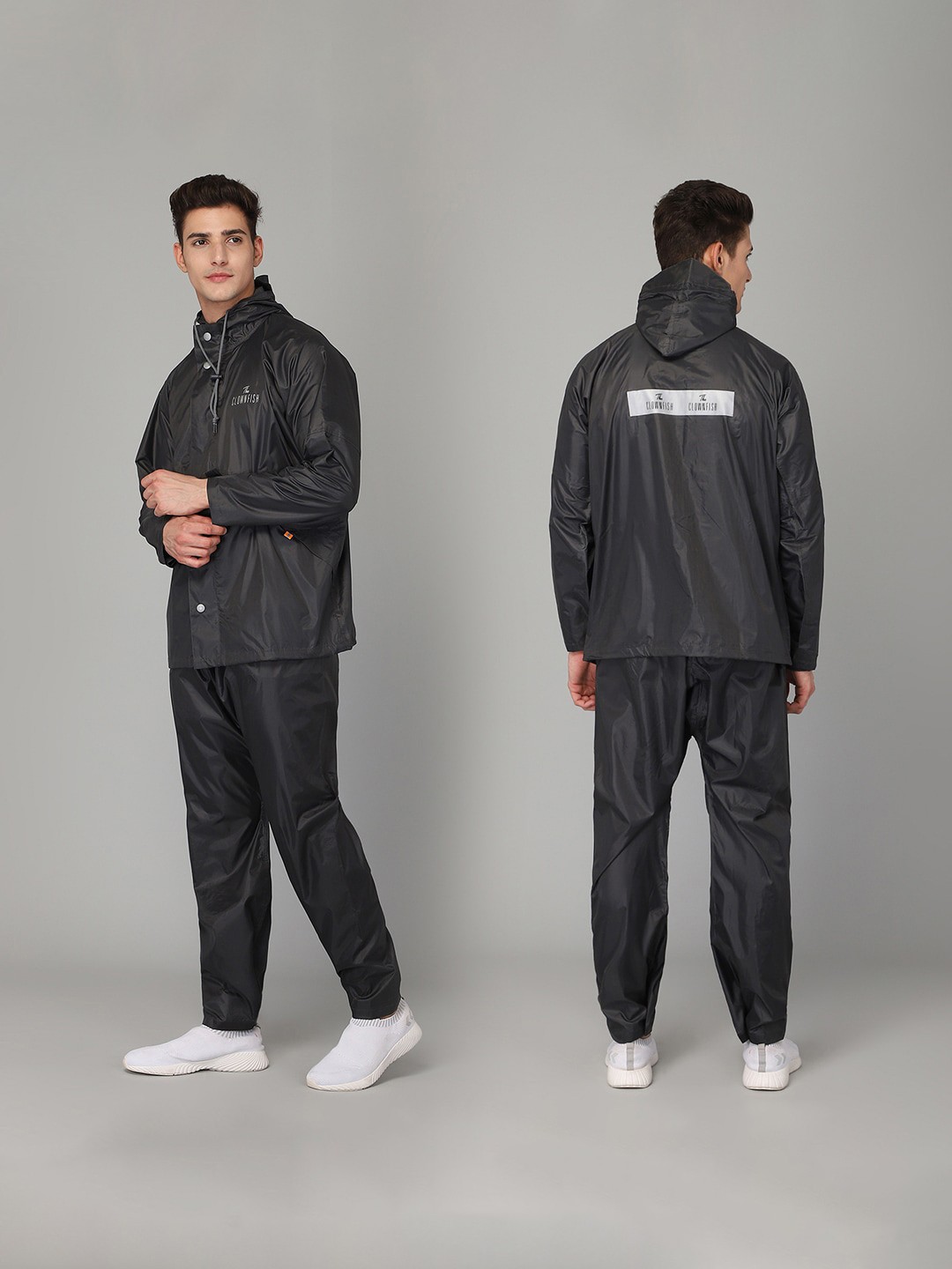 

THE CLOWNFISH Men Waterproof Brand Logo Printed Rainsuit, Grey