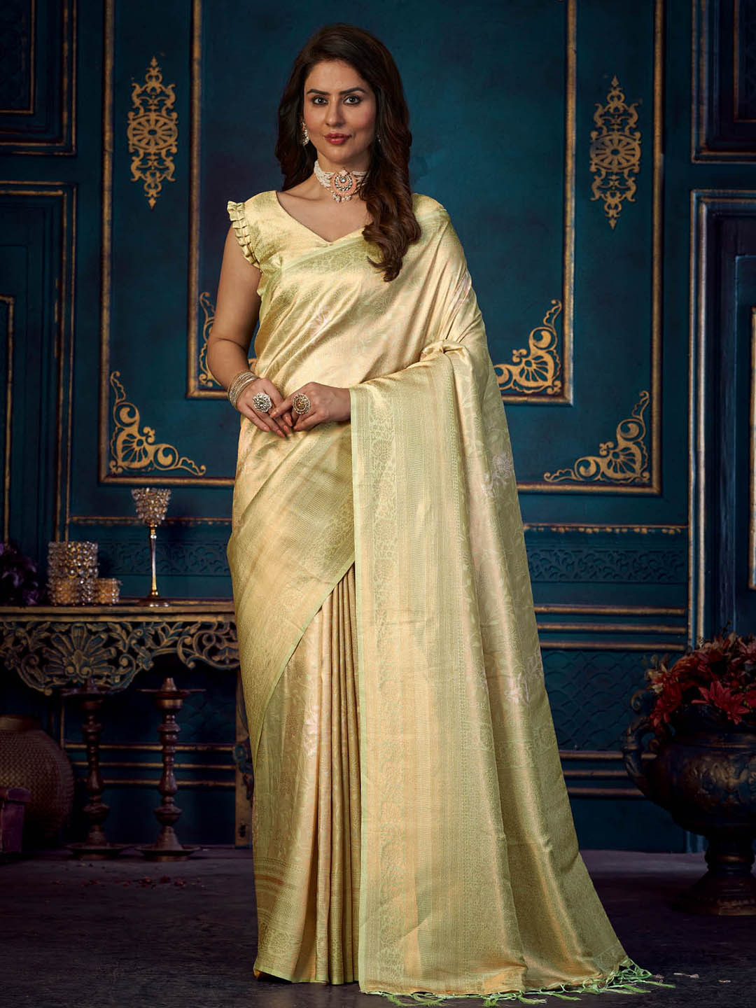 

ODETTE Floral Woven Design Zari Saree, Gold
