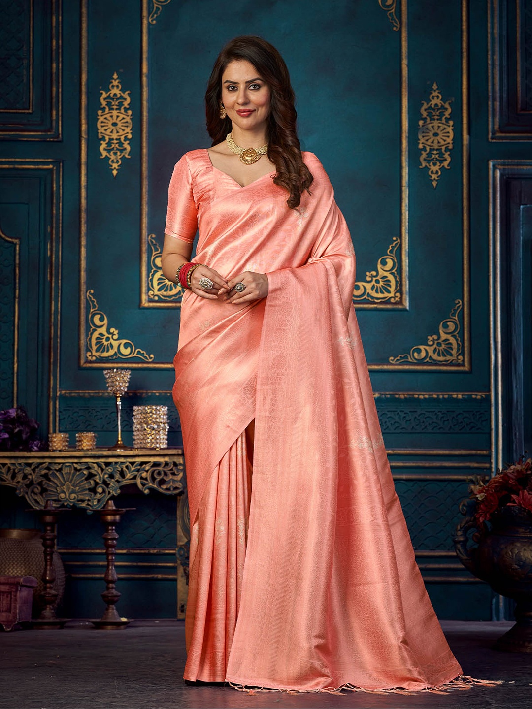

ODETTE Ethnic Motifs Woven Design Saree, Pink