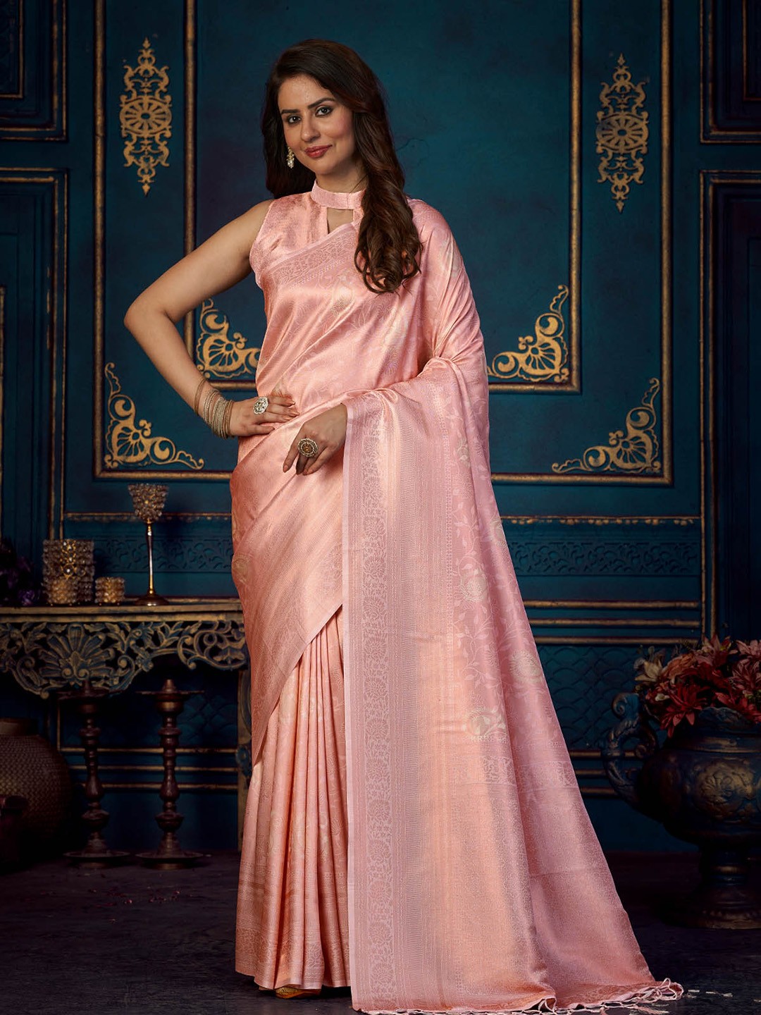 

ODETTE Ethnic Motifs Woven Design Saree, Pink