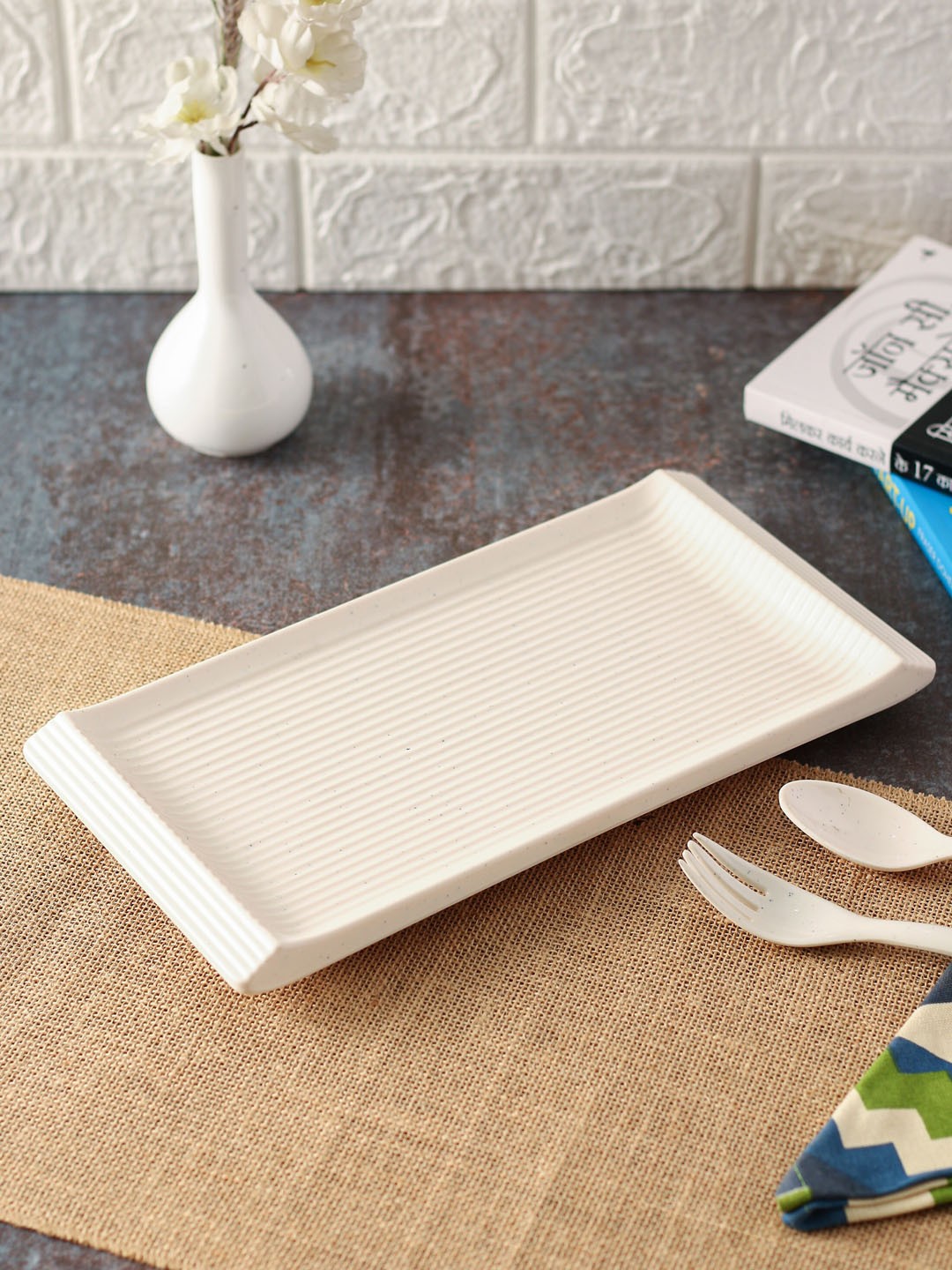 

LIVING ROOTS Off-White Textured Rectangular Melamine Serving Platter
