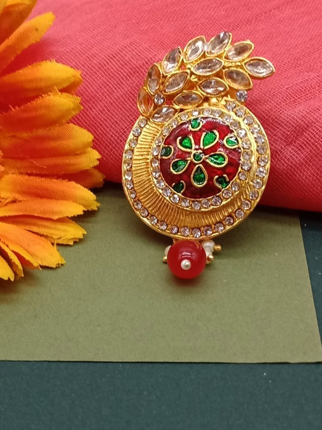 

AASHISH IMITATION Artificial Stone Studded Saree Pin, Gold