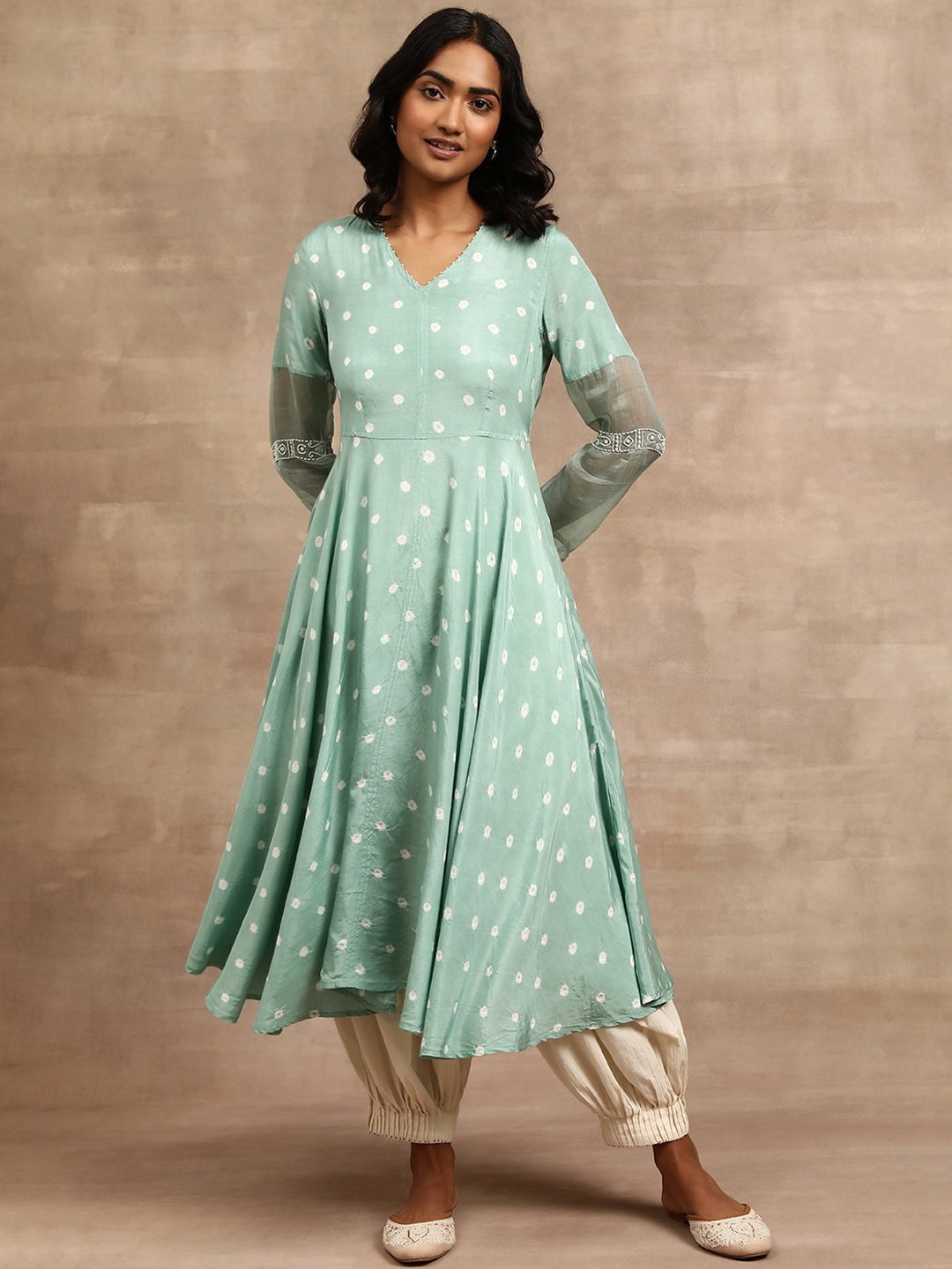 

W The Folksong Collection Abstract Printed Gotta Patti A-Line Kurta, Green