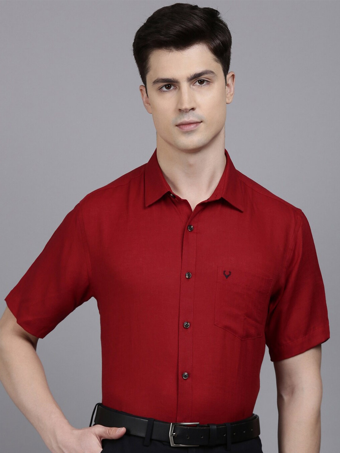 

Allen Solly Spread Collar Pure Linen Formal Shirt, Red