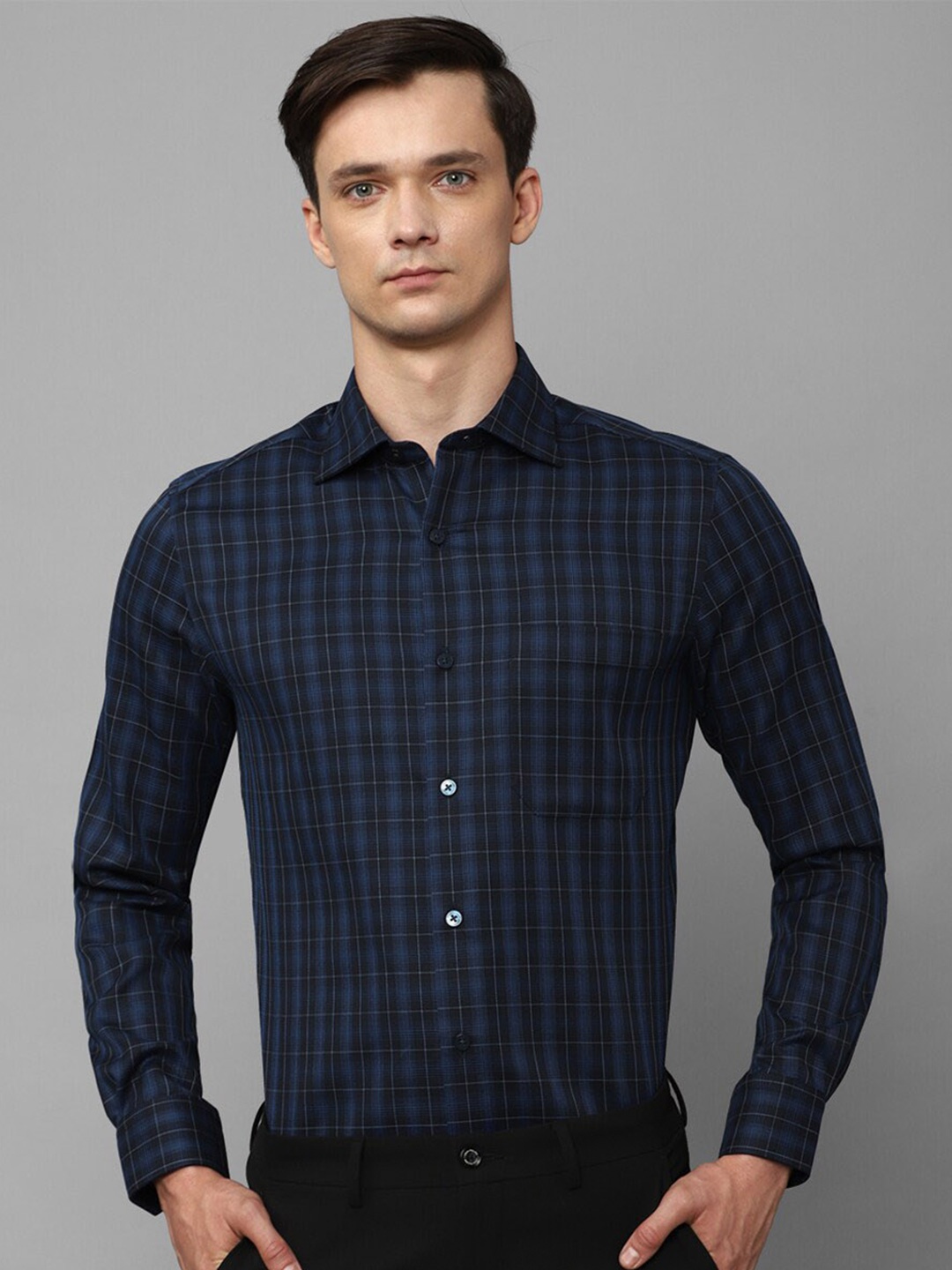 

Louis Philippe Opaque Checked Pure Cotton Formal Shirt, Navy blue