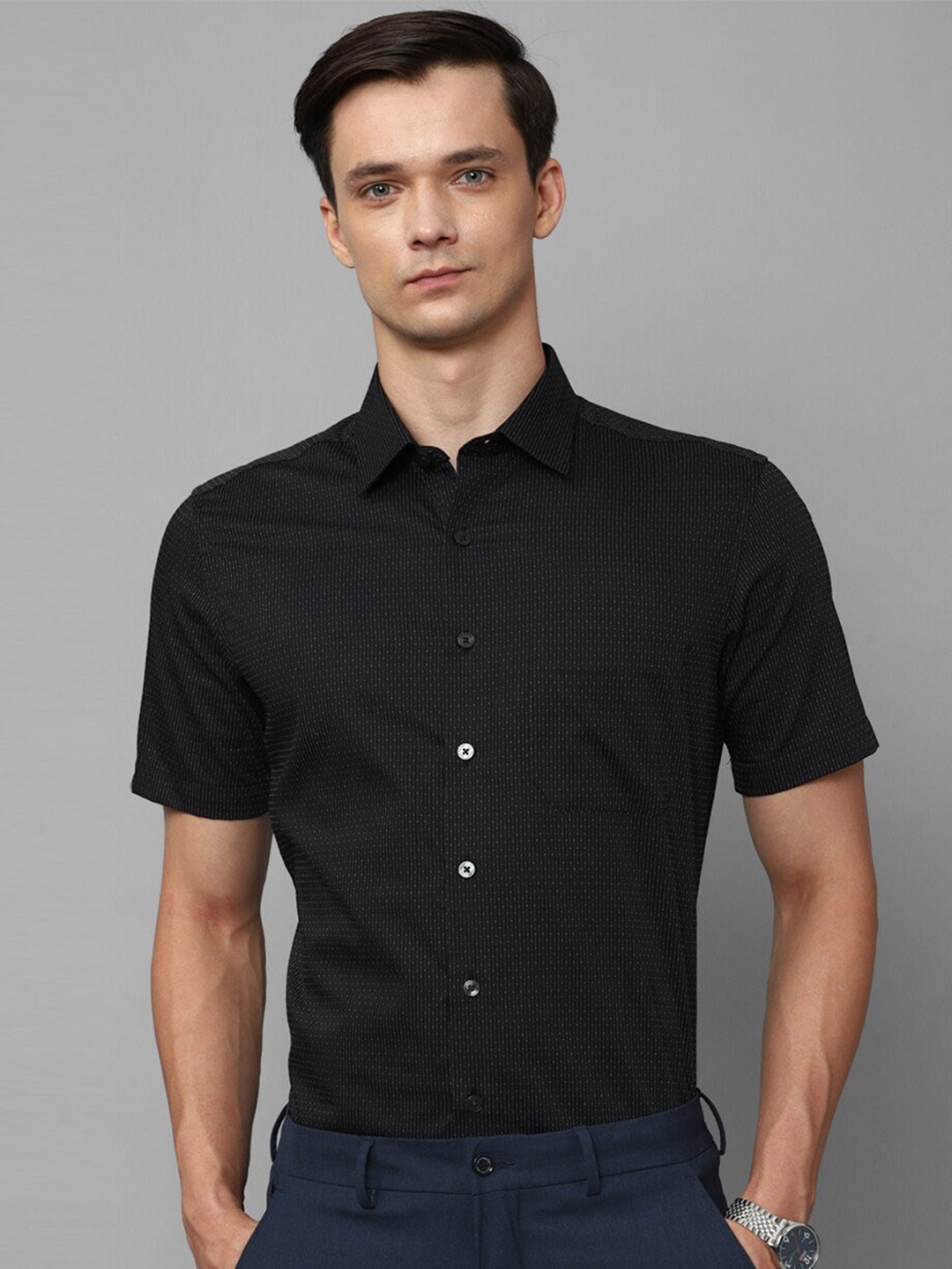 

Louis Philippe Slim Fit Striped Pure Cotton Formal Shirt, Black