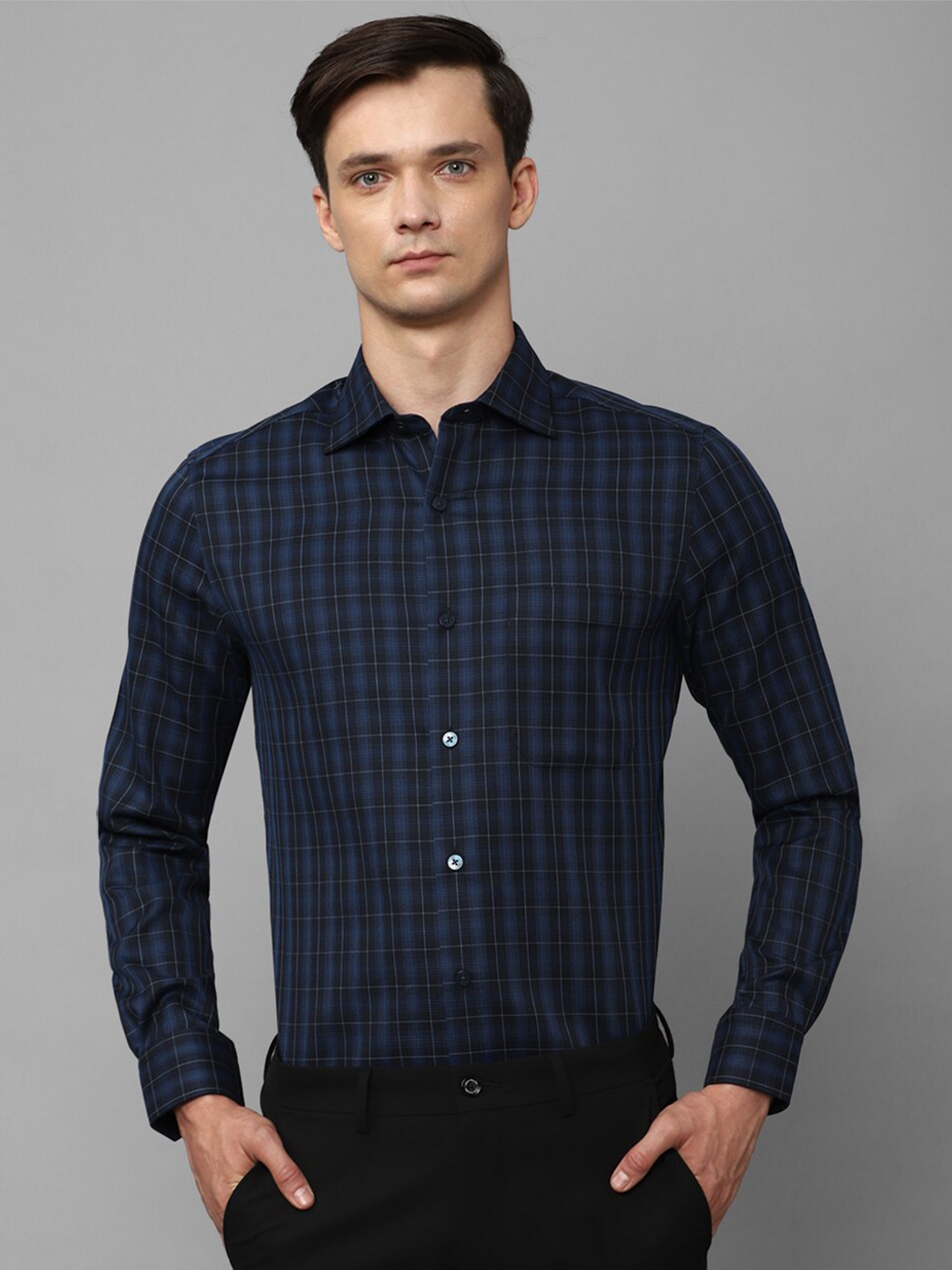 

Louis Philippe Opaque Checked Pure Cotton Formal Shirt, Navy blue