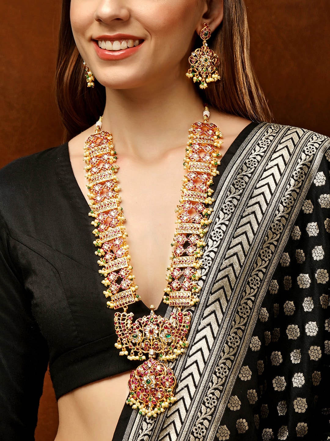 

Rubans Gold-Plated Stones-Studded & Beaded Necklace & Earrings