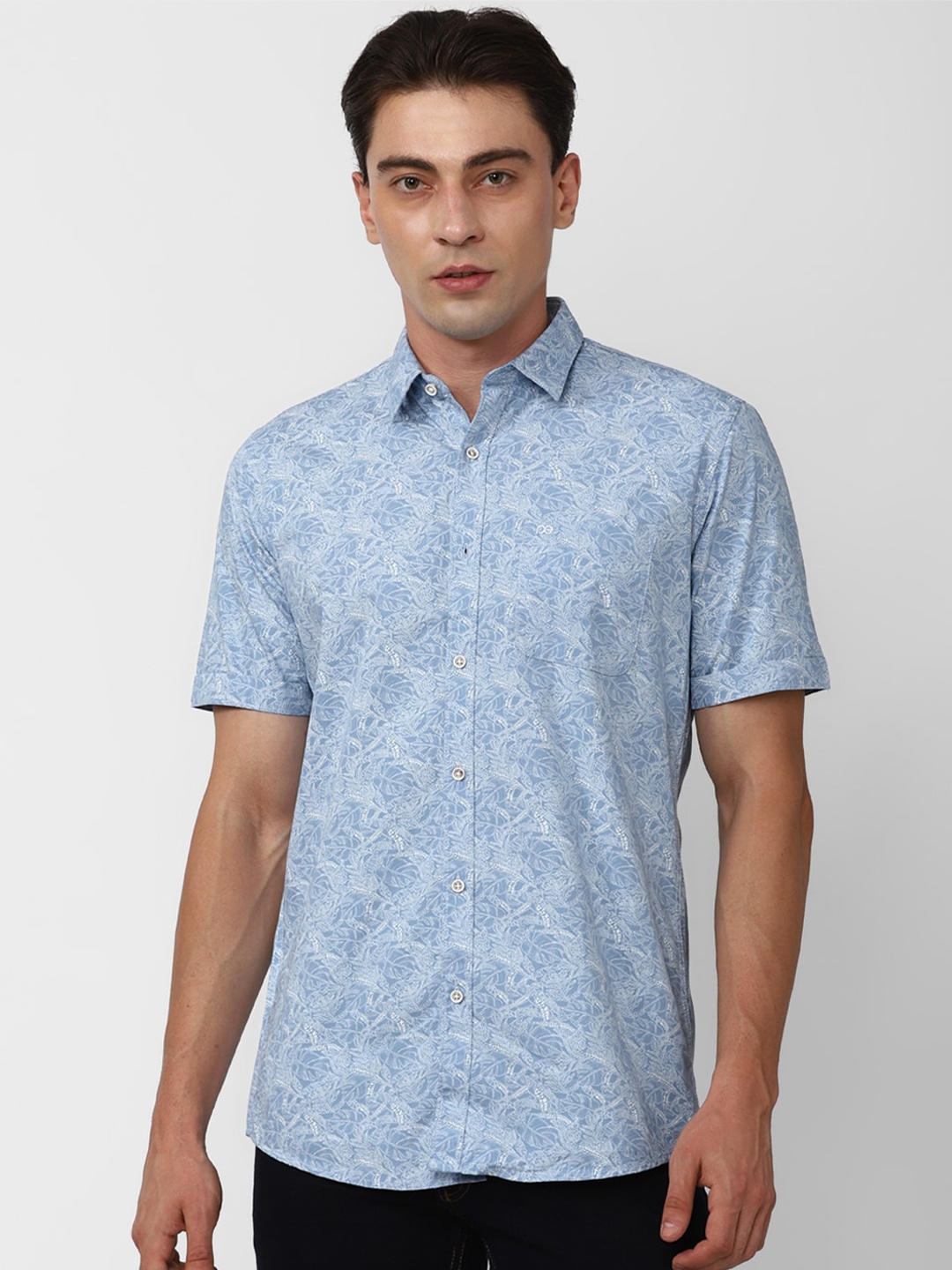 

Peter England Casuals Slim Fit Floral Printed Pure Cotton Casual Shirt, Blue