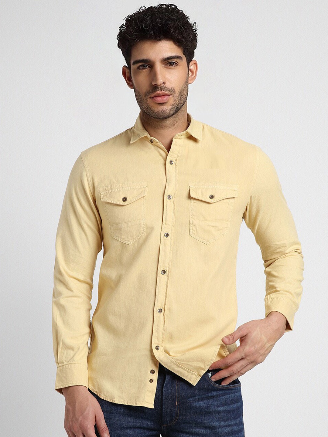 

Peter England Casuals Slim Fit Pure Cotton Casual Shirt, Yellow