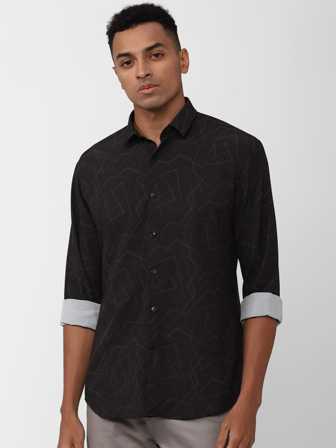 

V Dot Abstract Printed Slim Fit Casual Shirt, Black